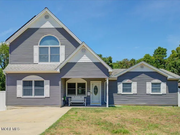 104 Pheasant Drive, Bayville, NJ 08721
