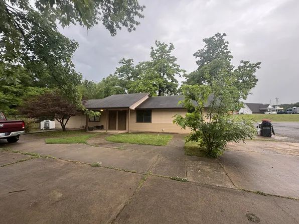 102 Page Ave, Poteau, OK 74953
