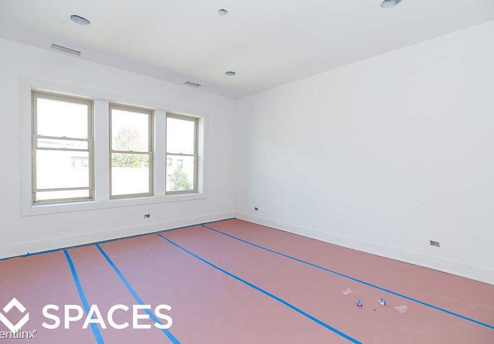 1st image of 3915 N Janssen Ave #Unt2s