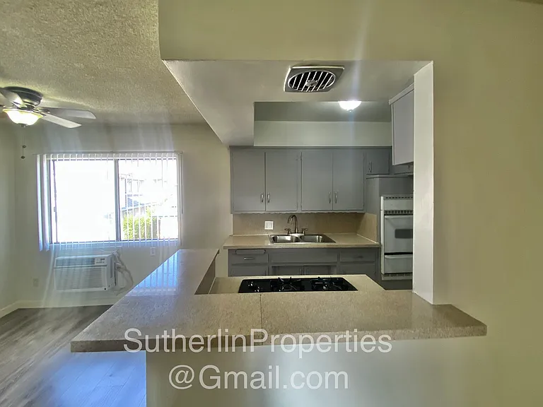 126 N Electric Ave #K — Photo 8