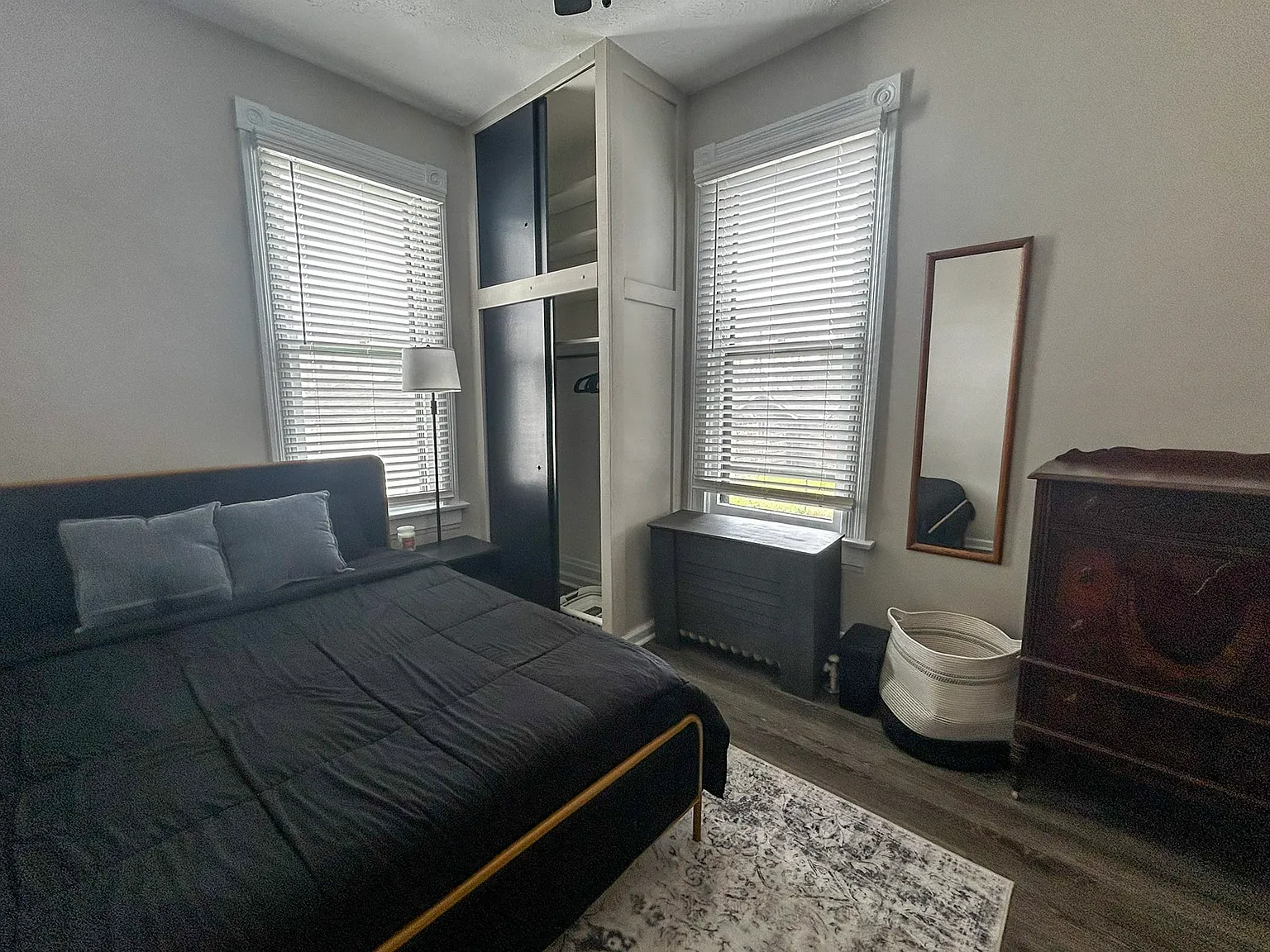 3 bed, 1100 sqft, $2,795 — Photo 4