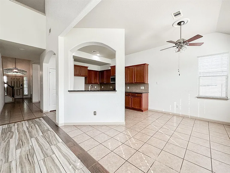 20319 Little Wing Dr — Photo 23