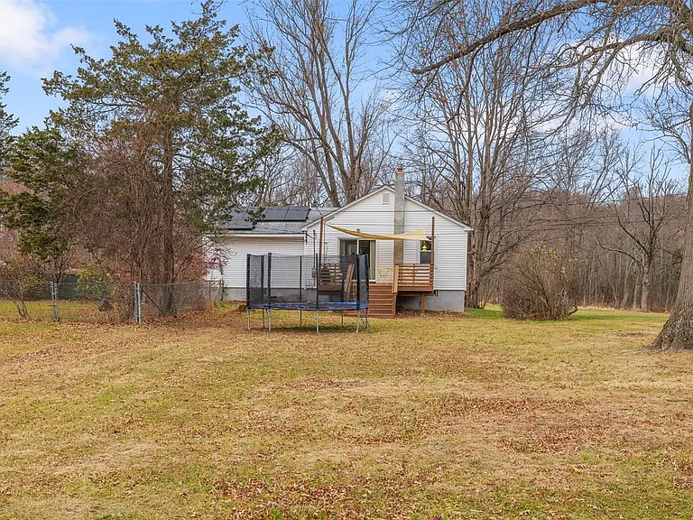 51 Goshen Ave — Photo 32