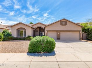 125 E Smoke Tree Rd, Gilbert, AZ 85296