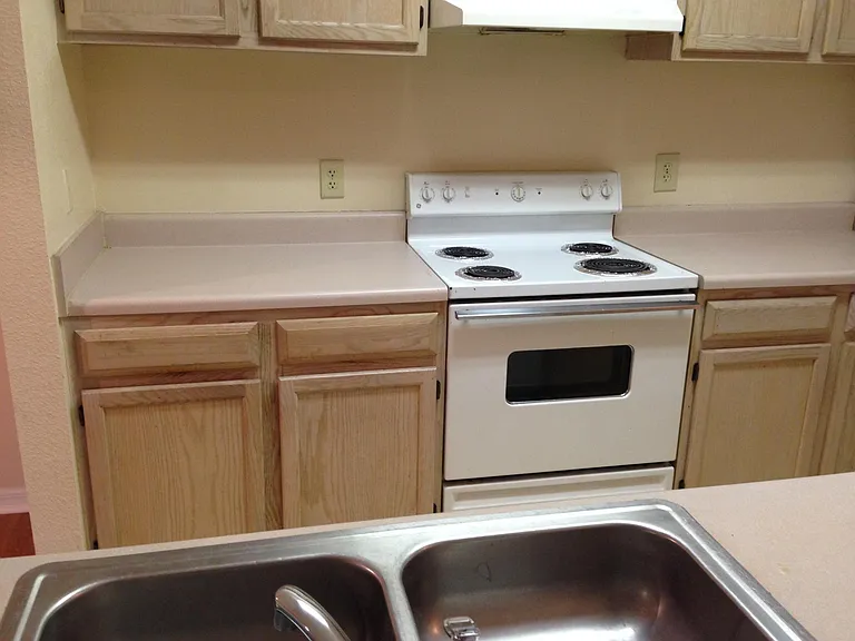 11510 Villa Grand #4 — Photo 7