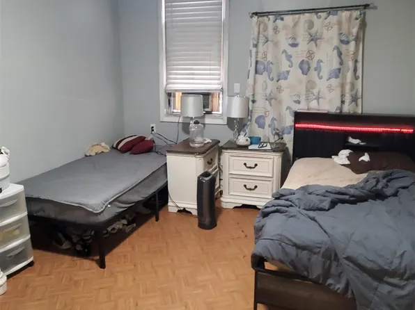 520 42nd Street image 14 of 27