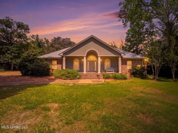 5499 Whetstone Rd, Diberville, MS 39540