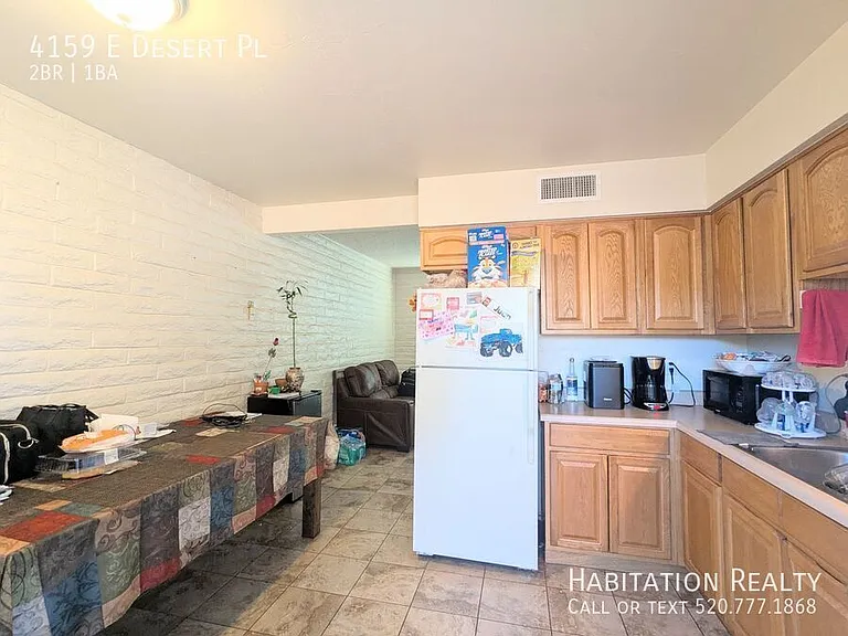 4159 E Desert Pl — Photo 2