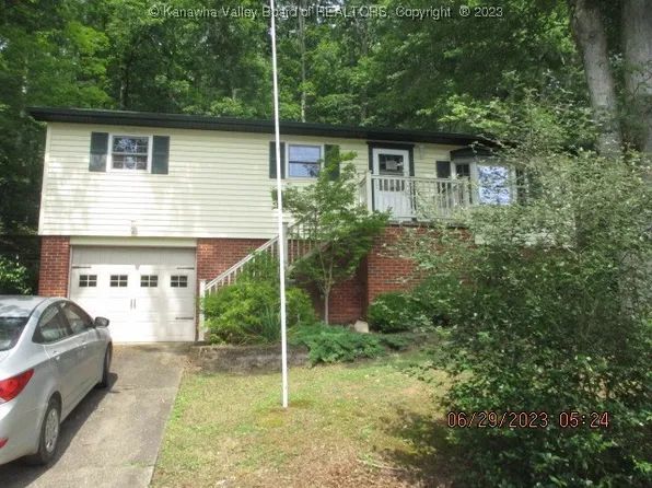 109 Shamrock Dr, Lavalette, WV 25535