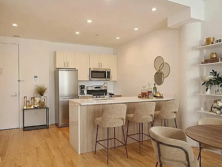 55 Hope St #21 — Photo 2