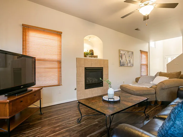 3432 Del Agua Ct NE — Photo 5