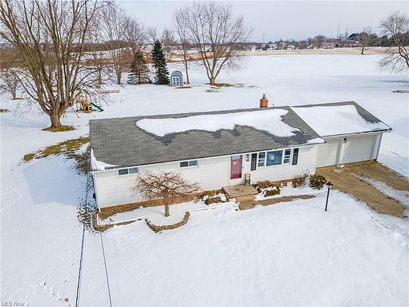 2nd image of 4516 Foster Dr
