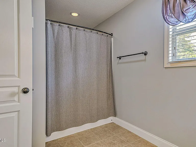 1092 Aberlea Valley Cir — Photo 21
