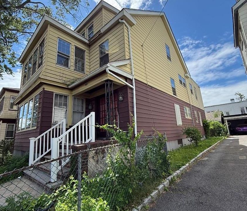 2nd image of 225-227 Alexander St