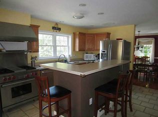 69 Millard Ave, Warwick, RI 02889