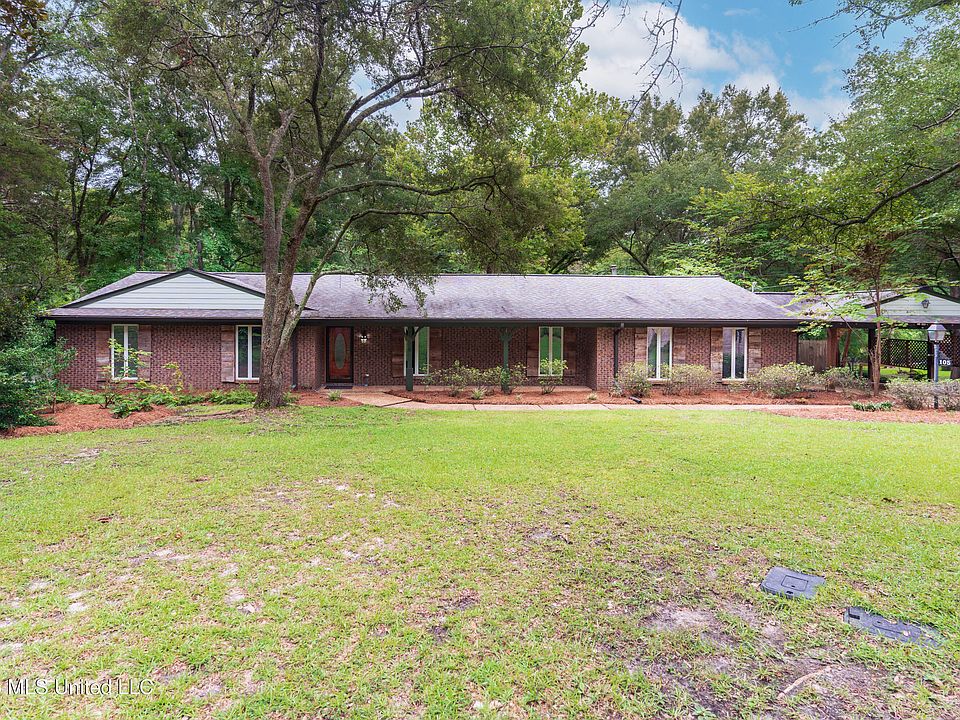 1st image of 105 McClendon Dr