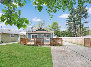 2704 50th St, Des Moines, IA 50310