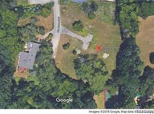 4075 S Pine Center Dr, West Bloomfield, MI
