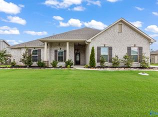 202 Pumprock Dr, Huntsville, AL 35806