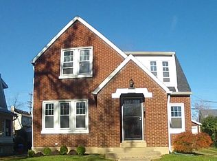 911 Greenleaf Rd, Louisville, KY 40213