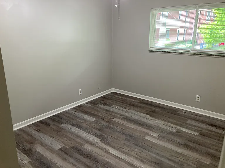 1501 Cowling Ave #3 — Photo 13