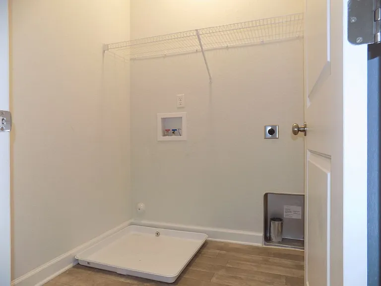 121 Wineberry Way — Photo 34