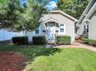 2202 Washington St #A, Columbus, IN 47201