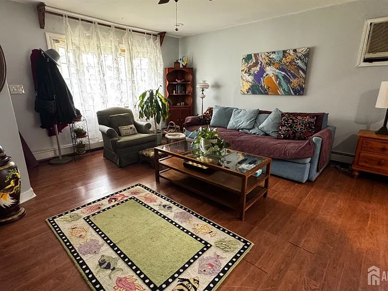 73 Hagaman St — Photo 3