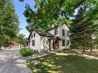 525 S Main St, Elburn, IL 60119