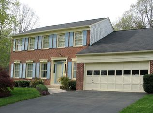 7843 Roundabout Way, Springfield, VA 22153