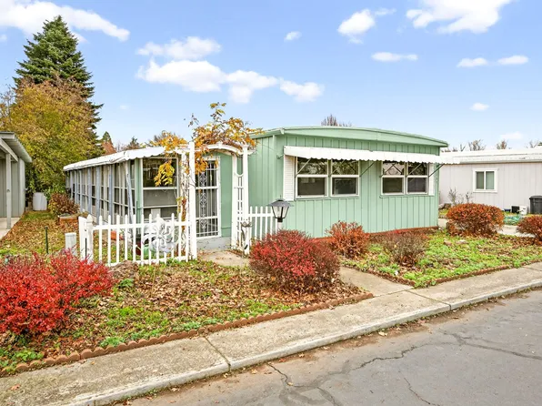 2252 Table Rock Rd Space 151, Medford, OR 97501