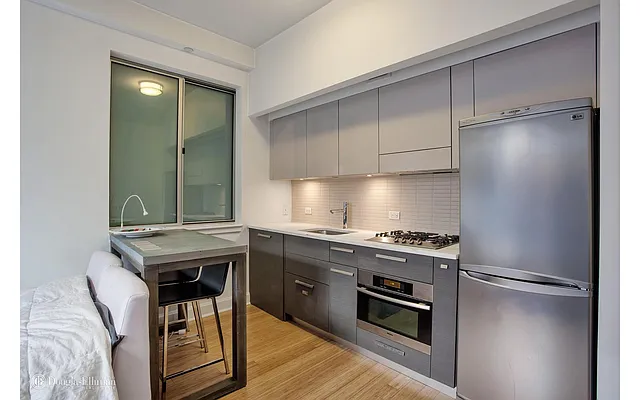 Sold by Douglas Elliman | media 16