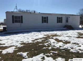 106 W Main St, Delaware, IA 52036