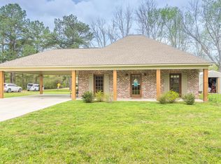 6 Art Rd, Hattiesburg, MS 39402
