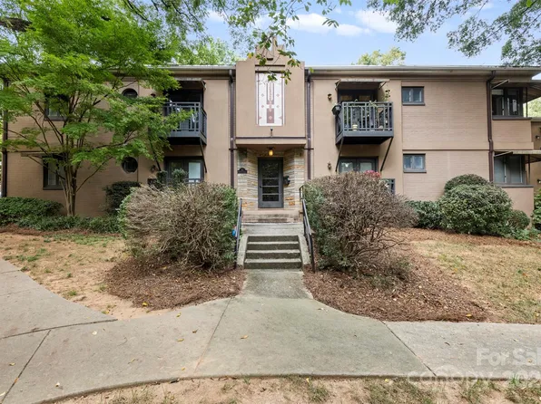 211 N Dotger Ave APT D3, Charlotte, NC 28207