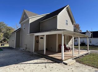 1166 SW Plass Ave, Topeka, KS 66604