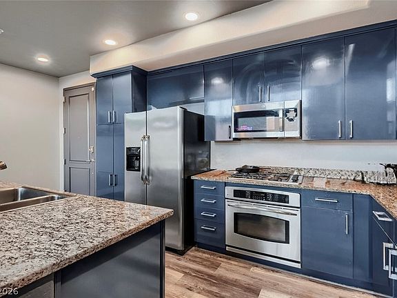 4th image of 50 E Serene Ave Unit 410