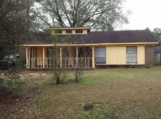 1717 Winston Rd, Mobile, AL 36605