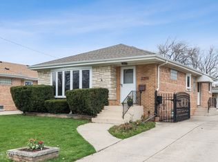 7334 W Breen St, Niles, IL 60714