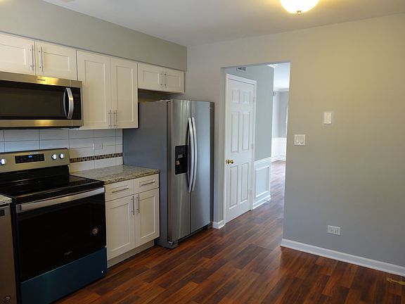 3rd image of 9383 Bay Colony Dr APT 2N