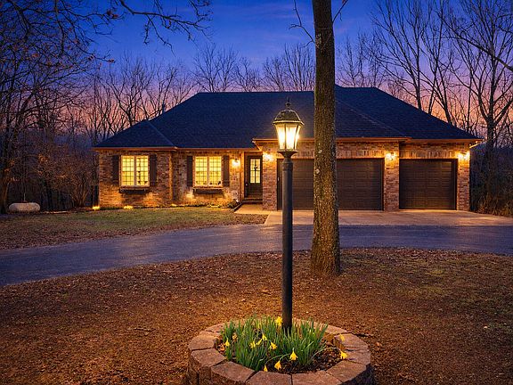 4th image of 2063 Olde Gate Road