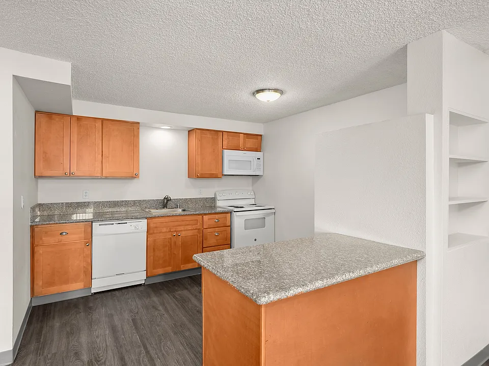 Kings Court-Unit 48 (5)