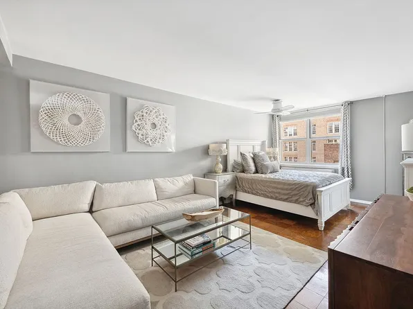 130 E 18th St APT 9R, Manhattan, NY 10003