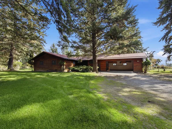 222 Juniper Ln, Lakeside, MT 59922