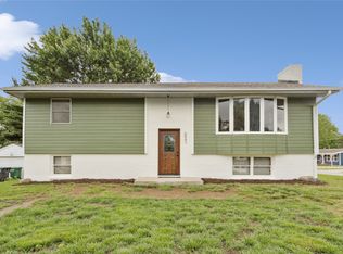 6843 NW 5th St, Des Moines, IA 50313