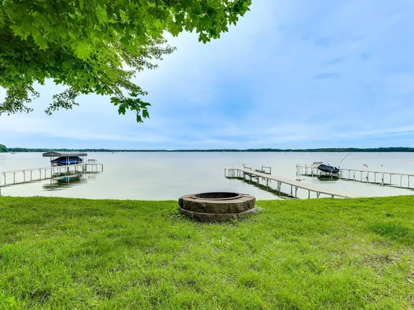 4503 Larson St, Mc Farland, WI 53558