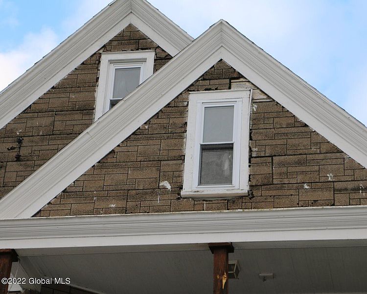 5th image of 1417 Neilson Street