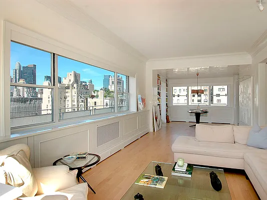 Rented by Sotheby's International Realty | media 20