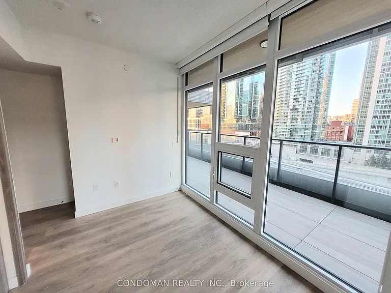 1 Concord Cityplace Way #703 — Photo 21