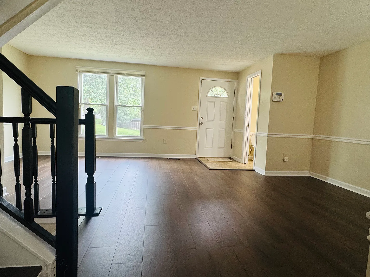 3 bed, 2.5 bath, 1540 sqft, $2,700 — Photo 4